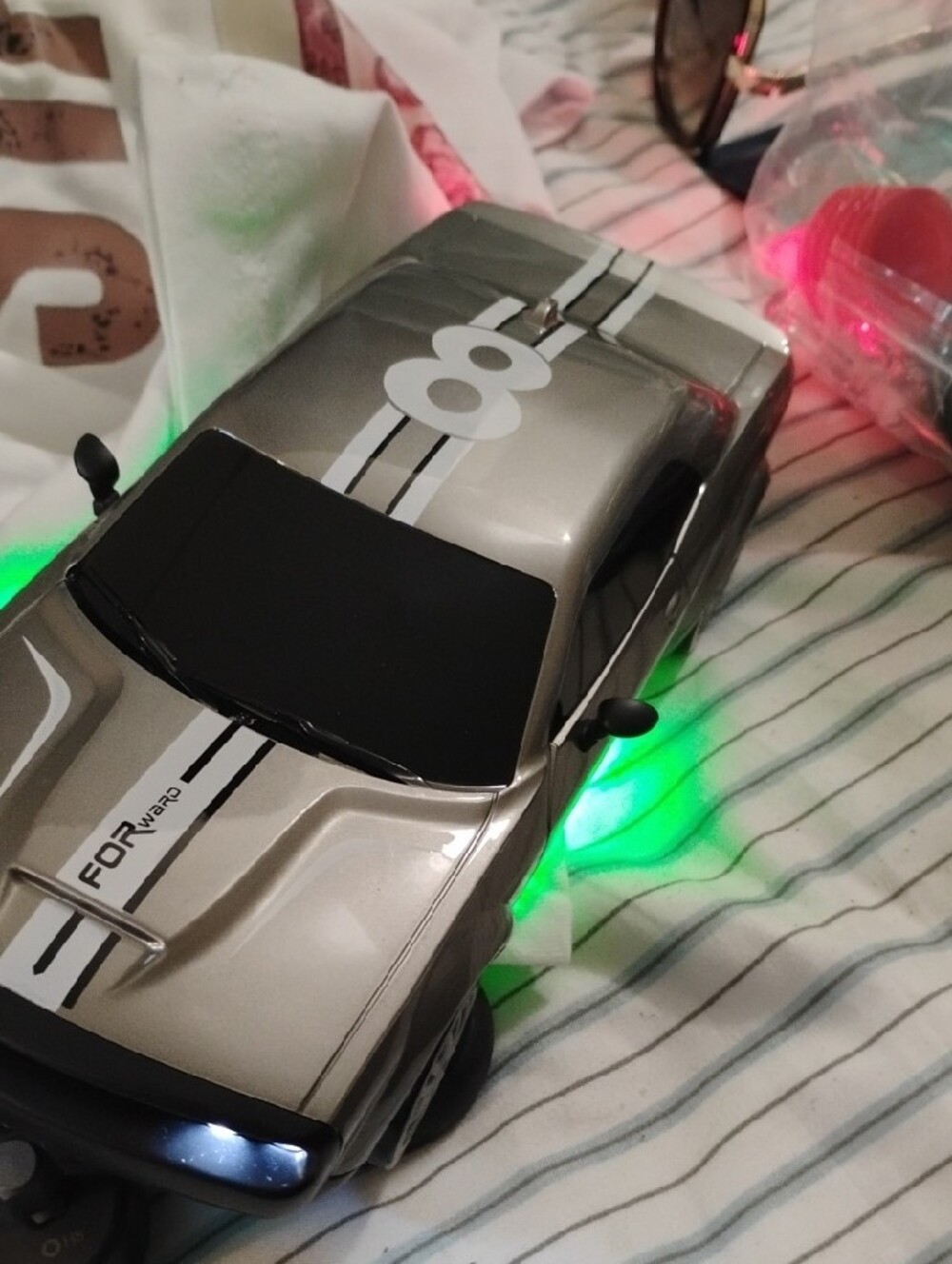 Remote Control Car Auto Tuning-Compatible RC Muscle Car - Silver - Picture 2 of 3